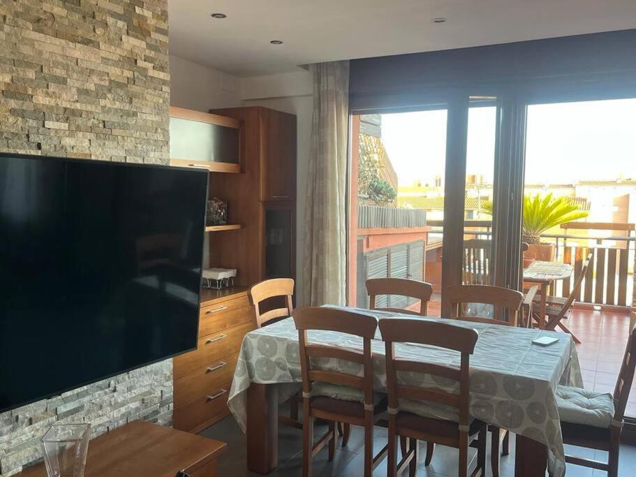 Apartmán Atico Luminoso Centrico Y Comodo Figueres  Exteriér fotografie