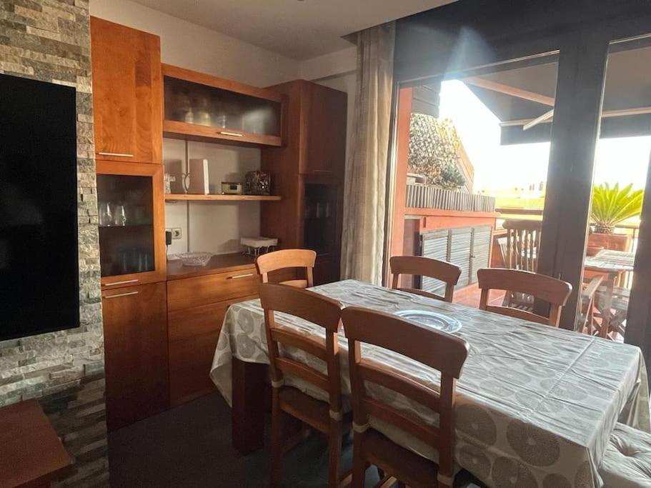 Apartmán Atico Luminoso Centrico Y Comodo Figueres  Exteriér fotografie